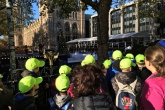 20171117_105256689_iOS