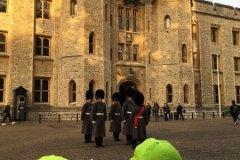 20171117_145343368_iOS